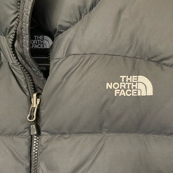 Women’s North Fast Vest - Picture 2 of 2
